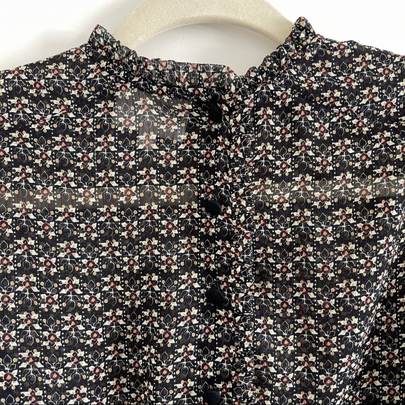 Sezane floral peplum blouse button back - Picture 3 of 5